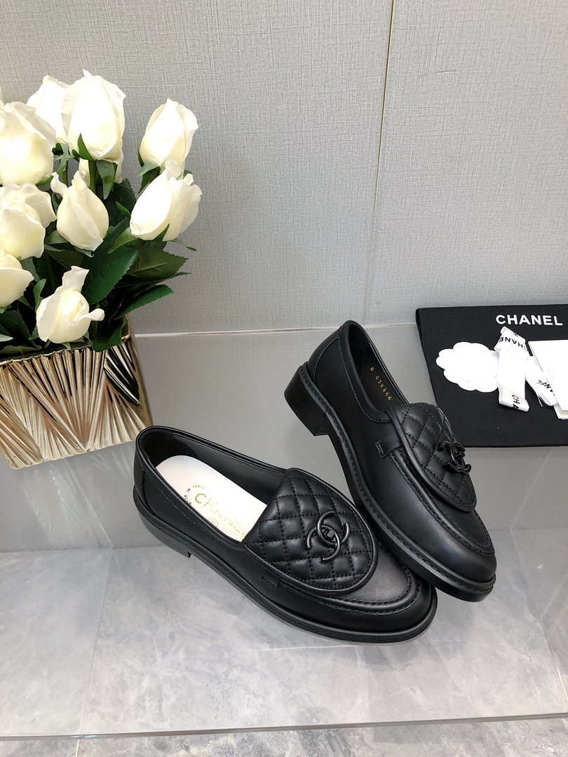 Chanel Women's G45474 Fashion Loafers Moccasins Lambskin C90401