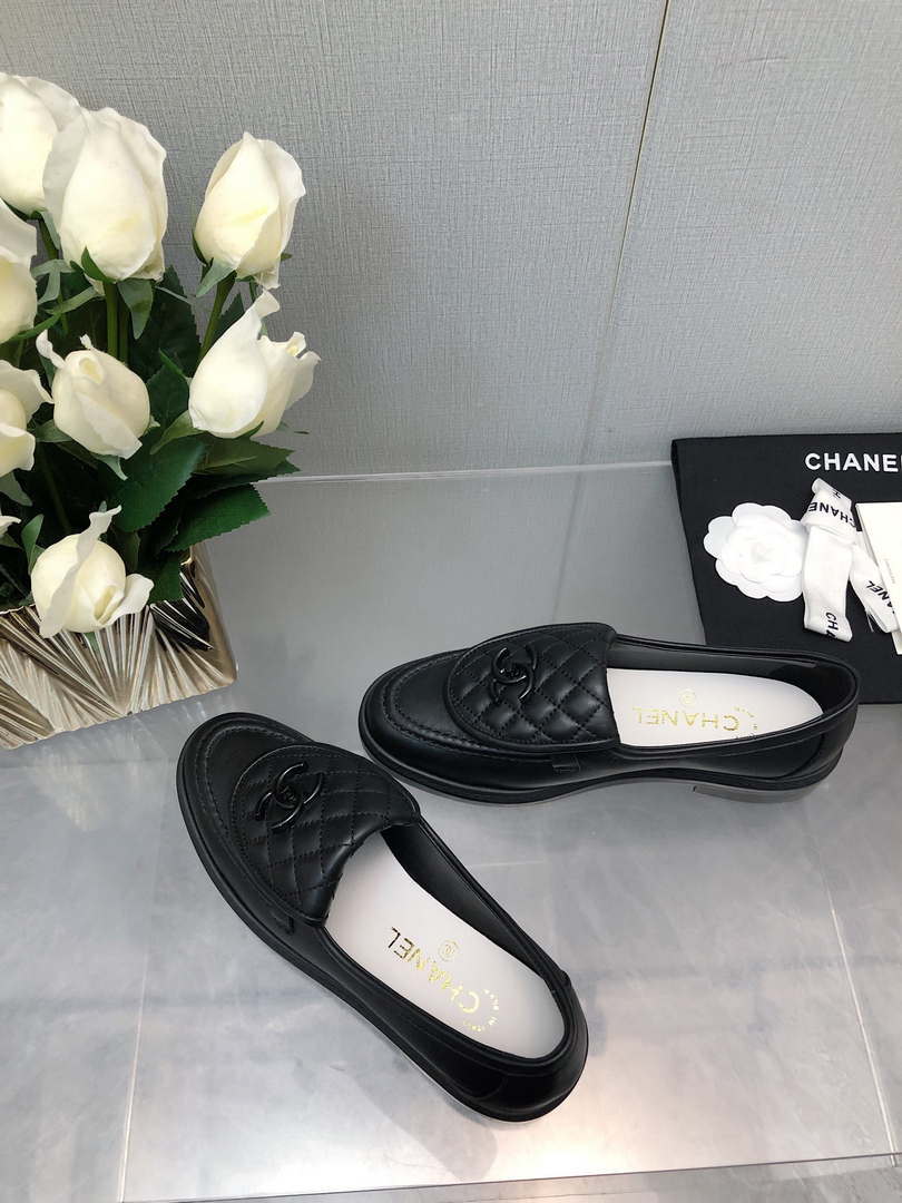 Chanel Women's G45474 Fashion Loafers Moccasins Lambskin C90401