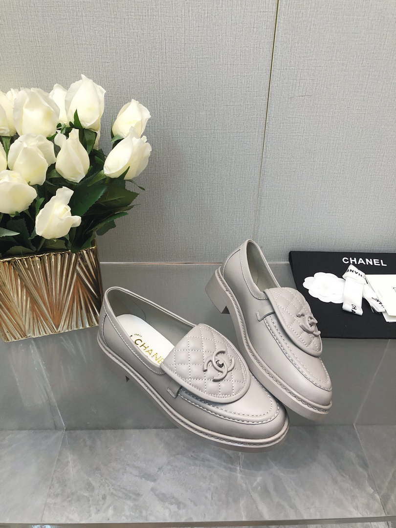 Chanel Women's G45474 Fashion Loafers Moccasins Lambskin C90404