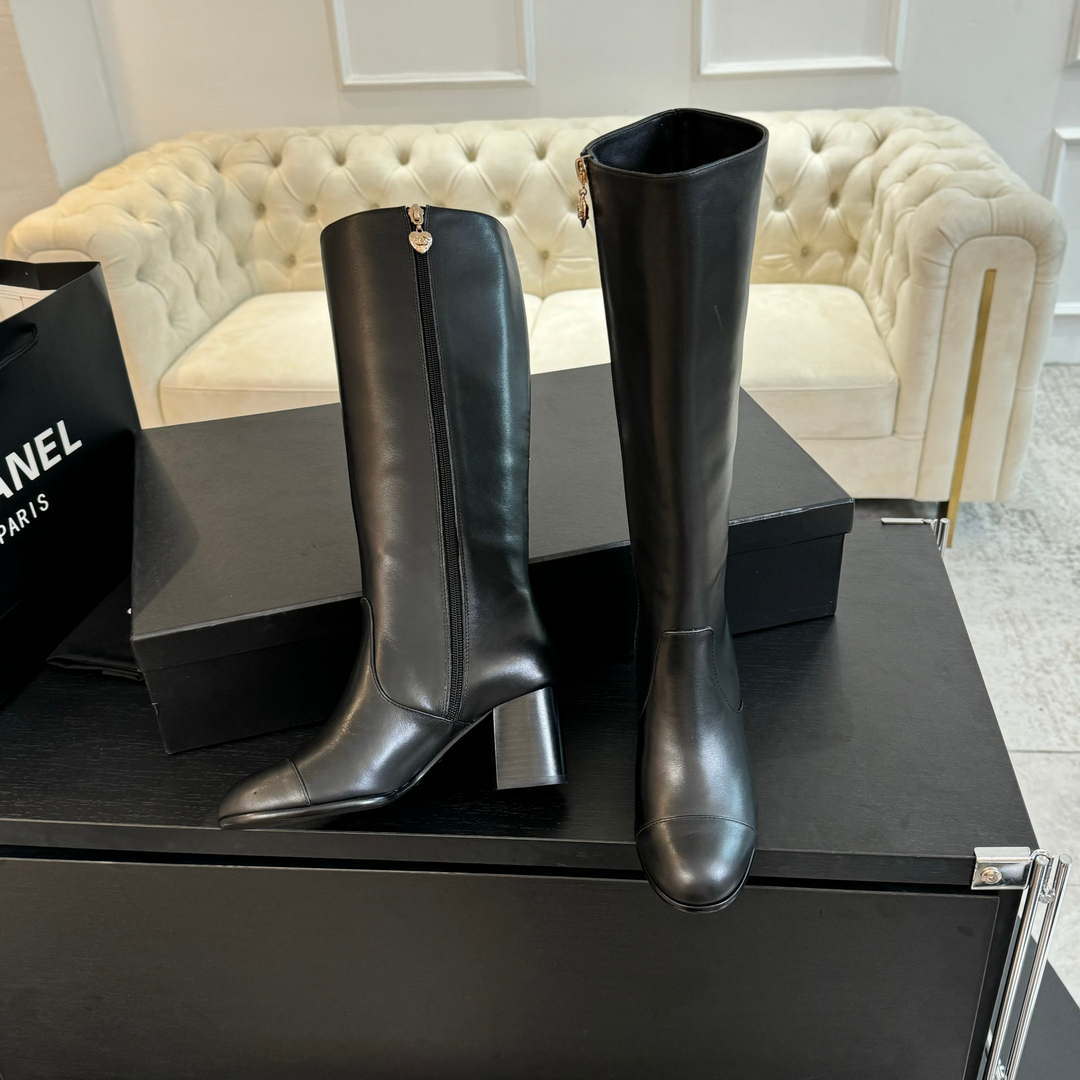 Chanel Women's G45977  Fashion High Boots Calfskin Black C92420 - US 4=Euro 35 - View 5