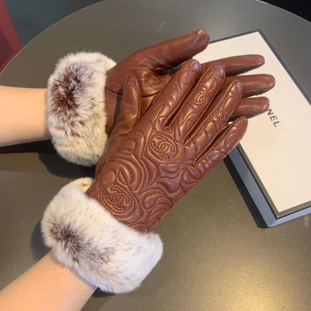 Chanel Women's Gloves Designer Leather Gloves AA8314