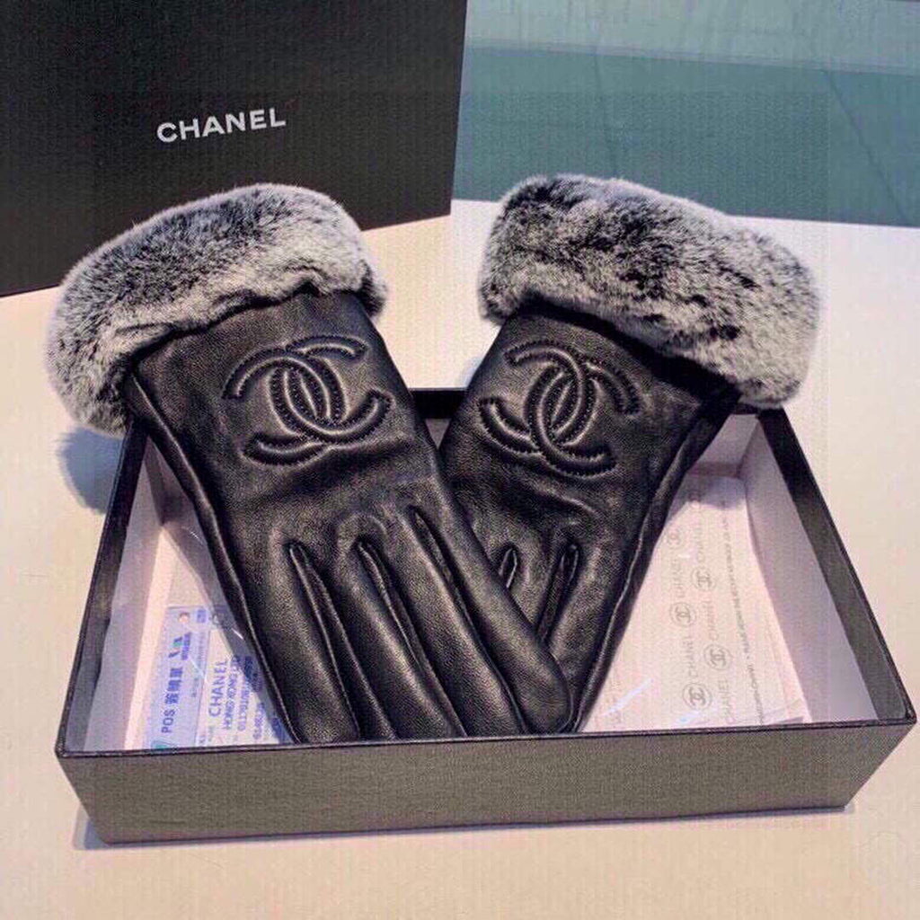 Chanel Women's Gloves Designer Leather Gloves AA8316