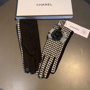 Chanel Women's Gloves Designer Wool Gloves AA8319 - Default Title - View 7