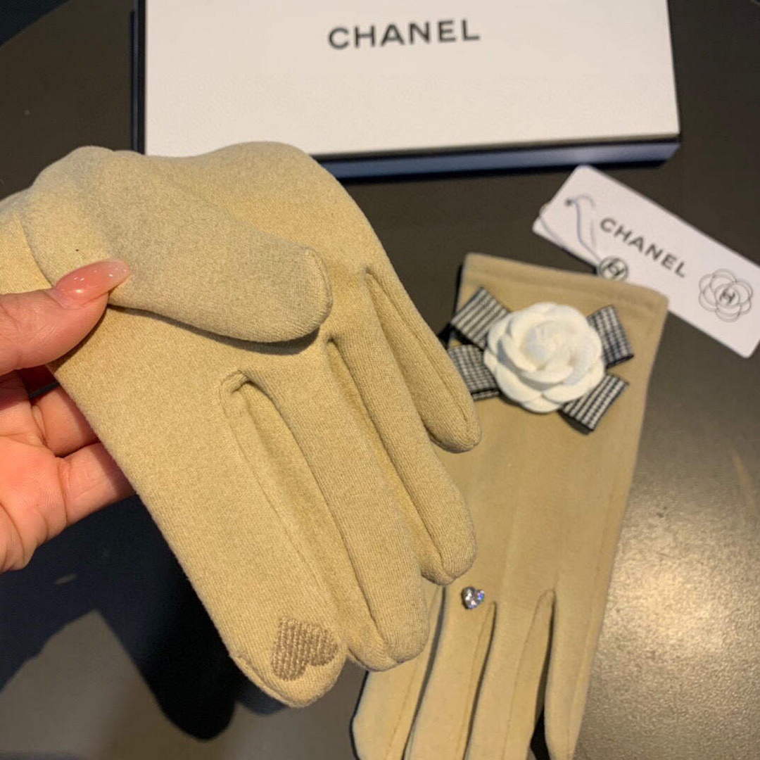 Chanel Women's Gloves Designer Wool Gloves AA8320