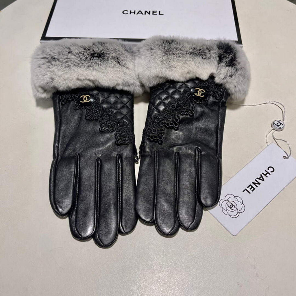Chanel Women's Gloves Designer Leather Gloves AA8321