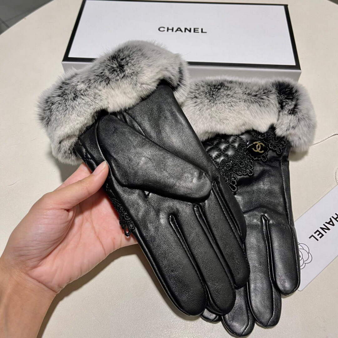 Chanel Women's Gloves Designer Leather Gloves AA8321