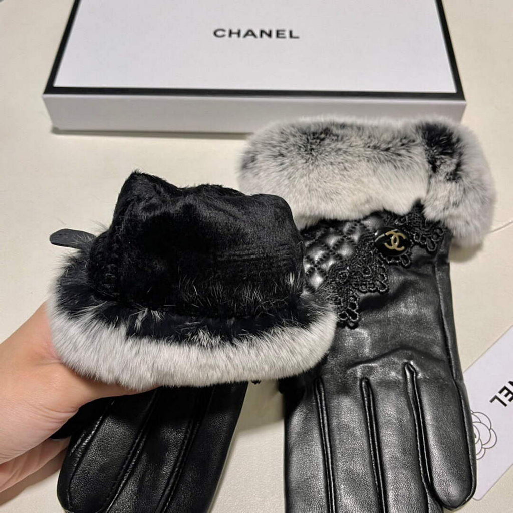Chanel Women's Gloves Designer Leather Gloves AA8321