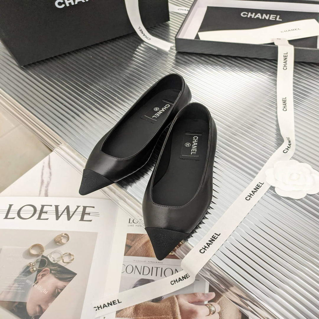 Chanel Women's Loafers Fashion Chanel Shoes C90207