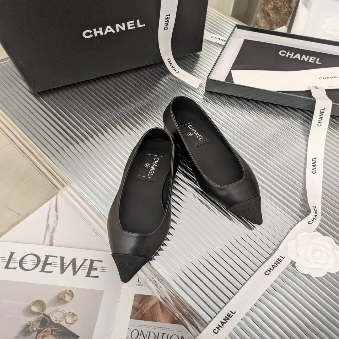 Chanel Women's Loafers Fashion Chanel Shoes C90207