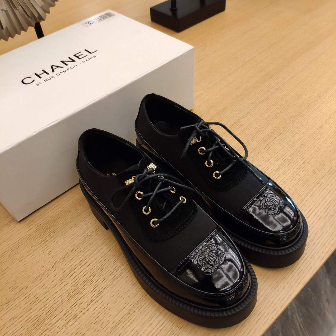 Chanel Women's Loafers Fashion Chanel Shoes C90213