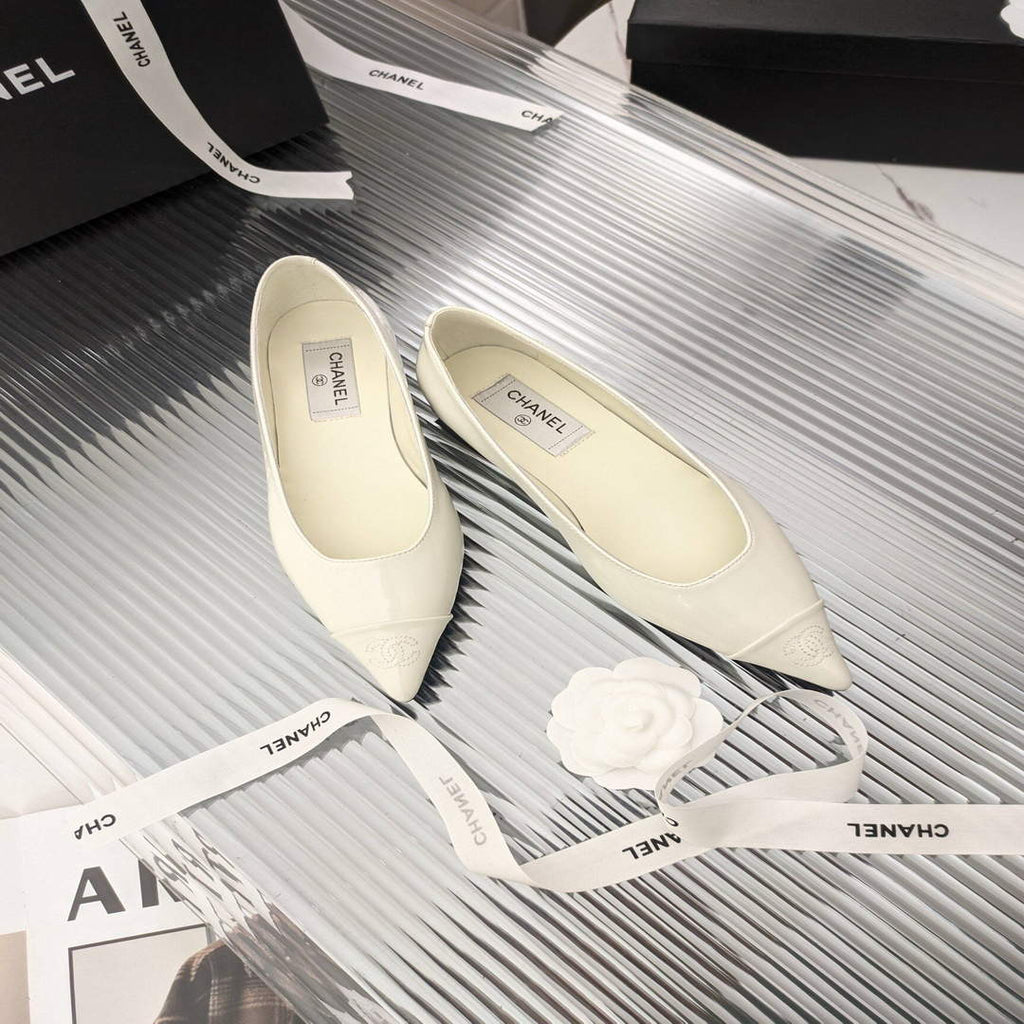 Chanel Women's Loafers Fashion Chanel Shoes C90209