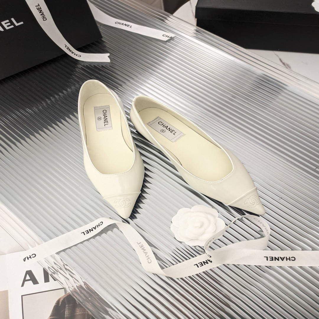 Chanel Women's Loafers Fashion Chanel Shoes C90209