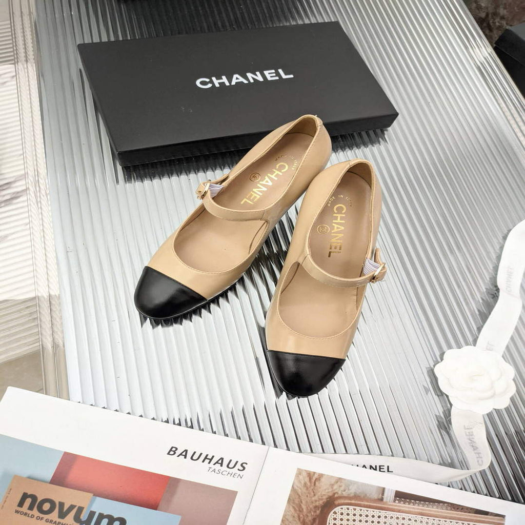 Chanel Women's Loafers Fashion Chanel Shoes C90202