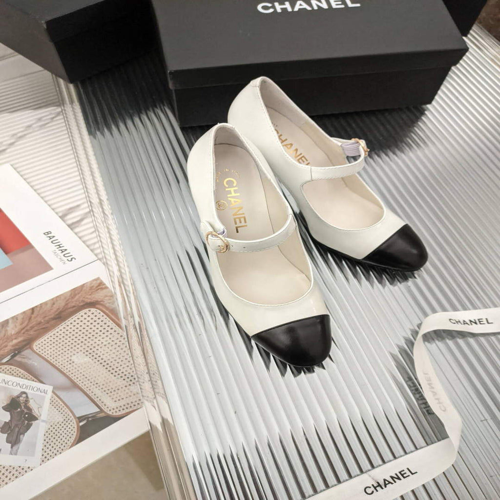 Chanel Women's Loafers Fashion Chanel Shoes C90205