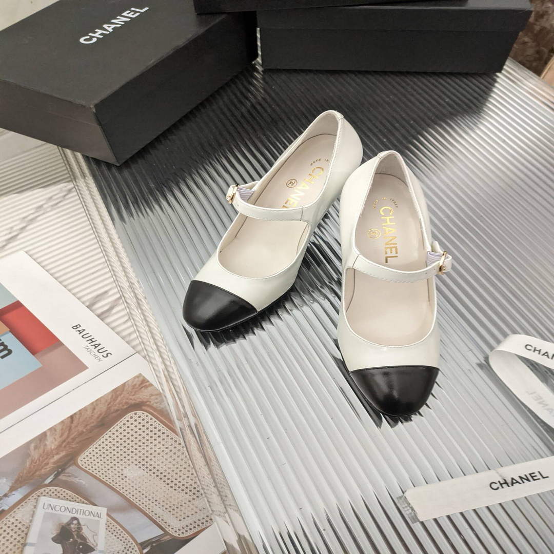Chanel Women's Loafers Fashion Chanel Shoes C90205