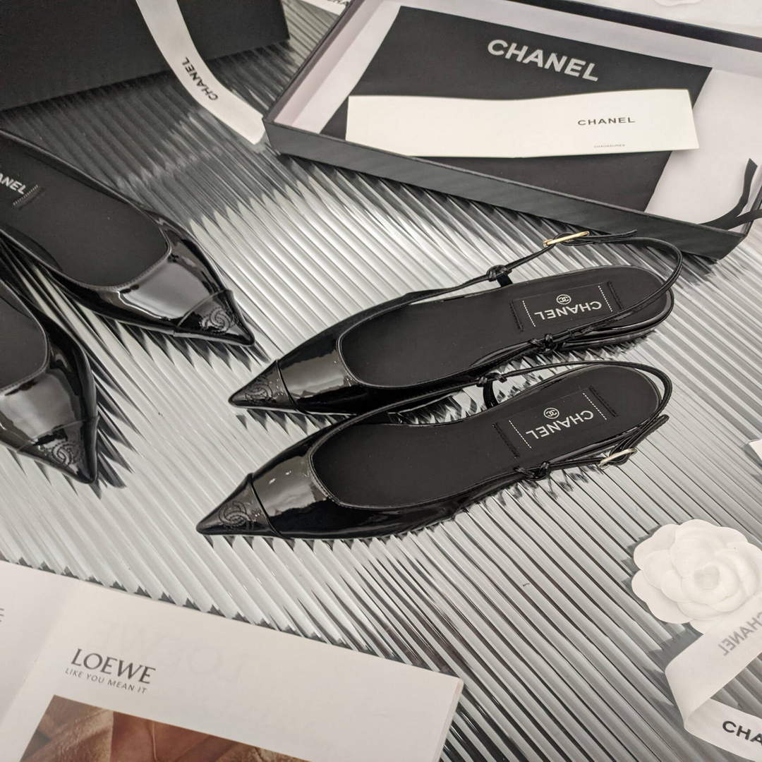 Chanel Women's Loafers Fashion Chanel Shoes C90206