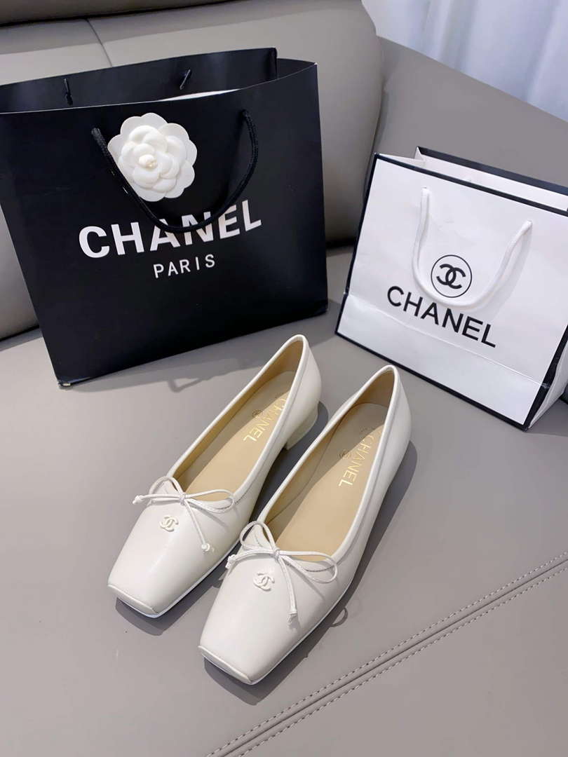 Chanel Women's Loafers Fashion Shoes C93263