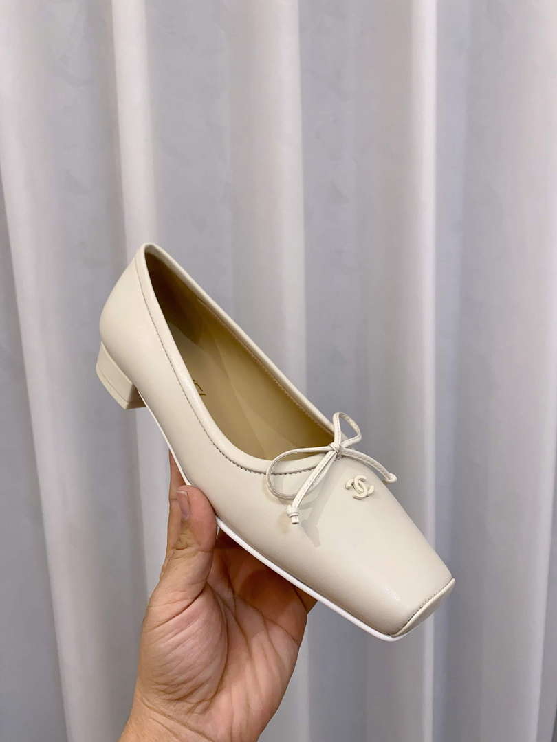 Chanel Women's Loafers Fashion Shoes C93263