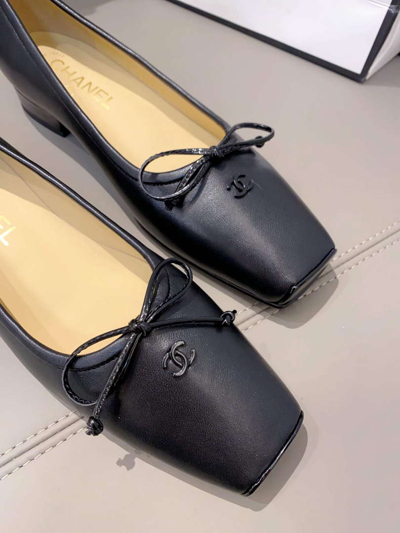 Chanel Women's Loafers Fashion Shoes C93264