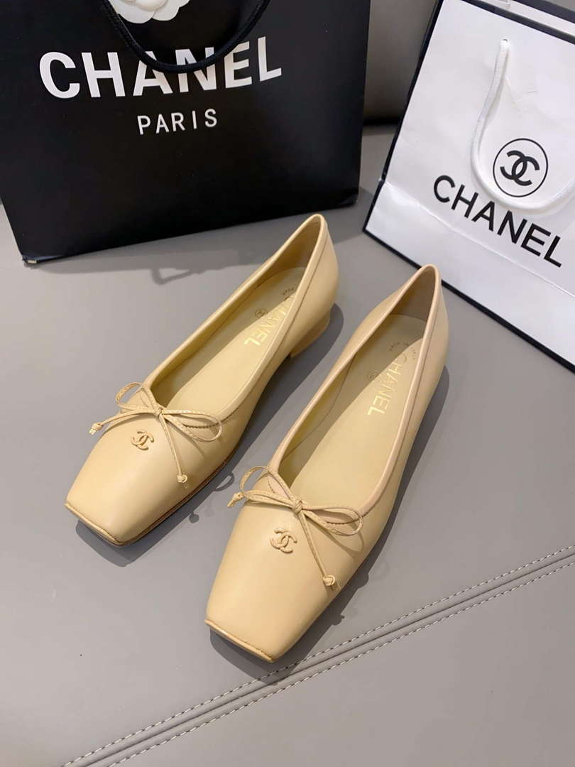 Chanel Women's Loafers Fashion Shoes C93265
