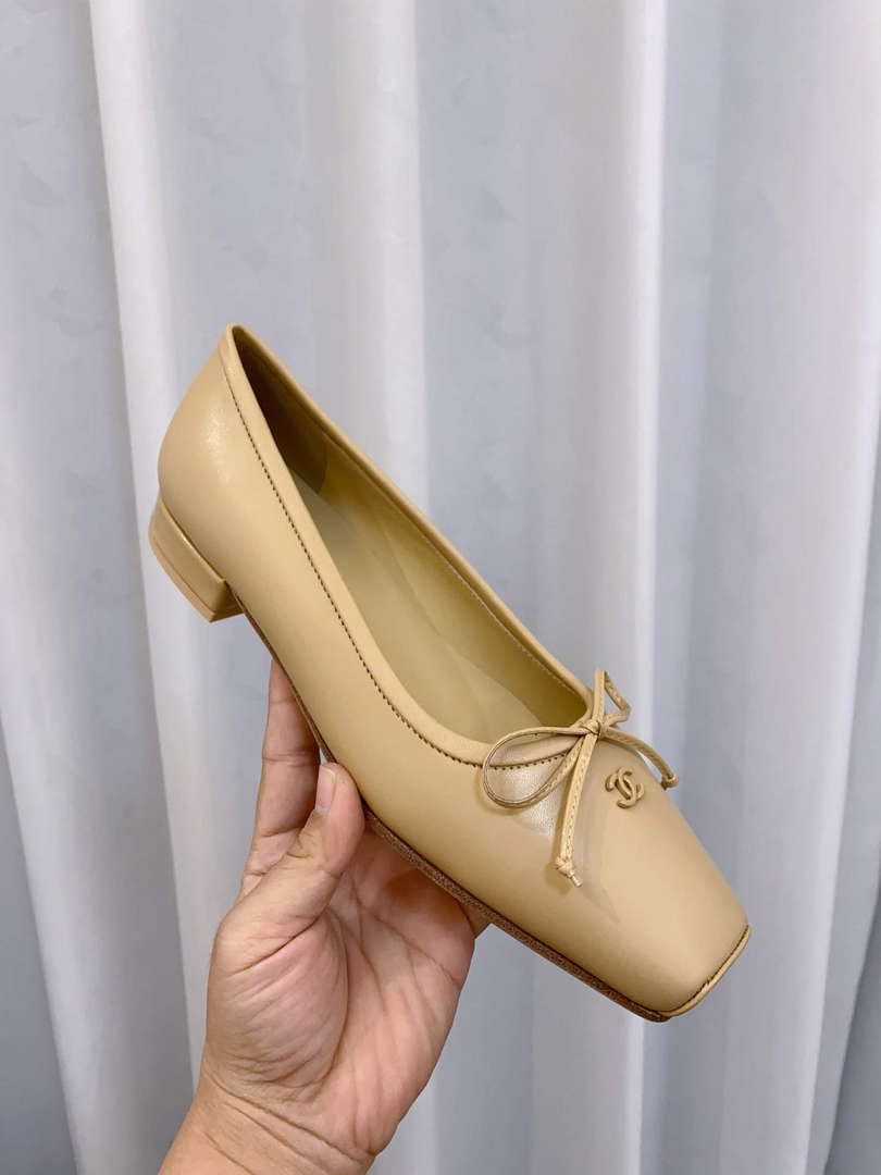 Chanel Women's Loafers Fashion Shoes C93265 - Euro 35=US 4 - View 3