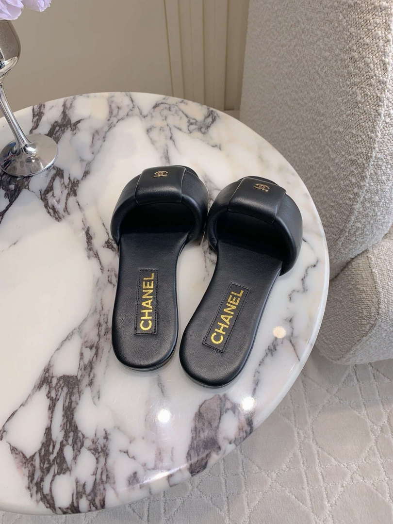 Chanel Women's New Flat Bottom Slippers Fashion Shoes C93444 - Euro 35=US 4 - View 4