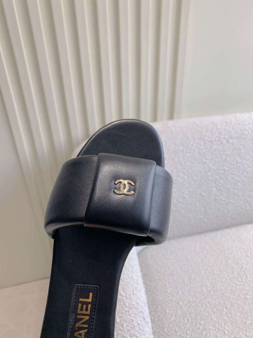 Chanel Women's New Flat Bottom Slippers Fashion Shoes C93444 - Euro 35=US 4 - View 5