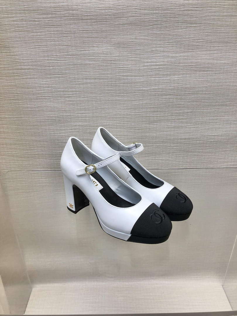 Chanel Women's Pumps Fashion Shoes C93267 - Euro 35=US 4 - View 1