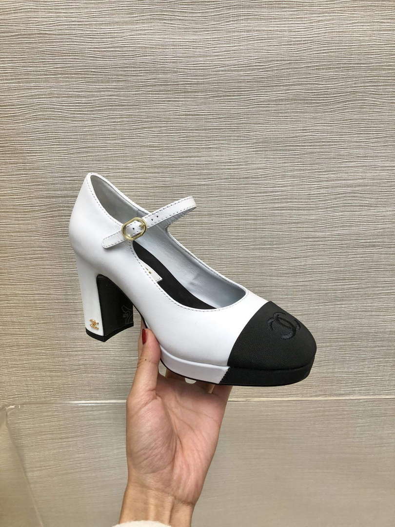 Chanel Women's Pumps Fashion Shoes C93267