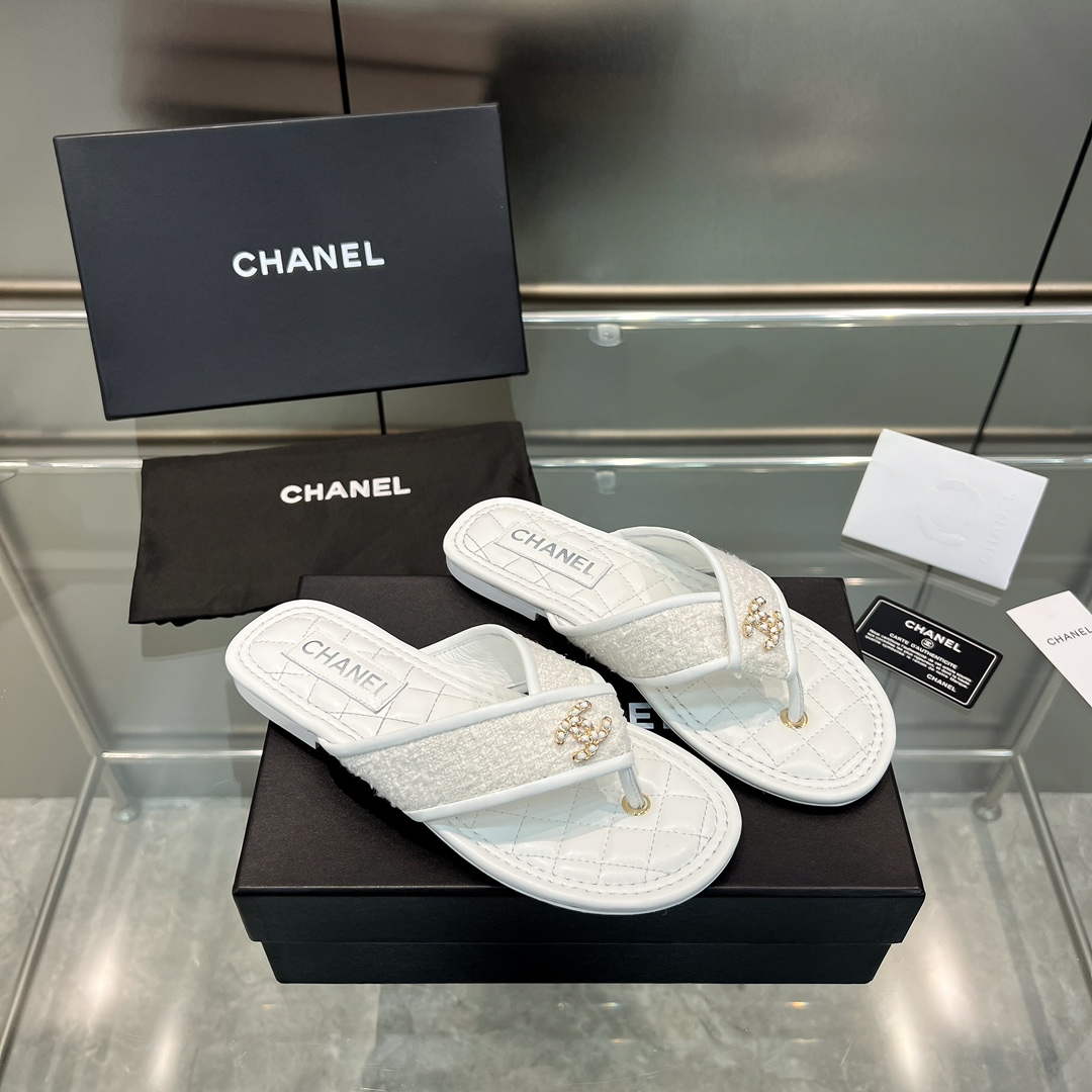 Chanel Women's Rhombus Slippers C91604 - 35 - View 4