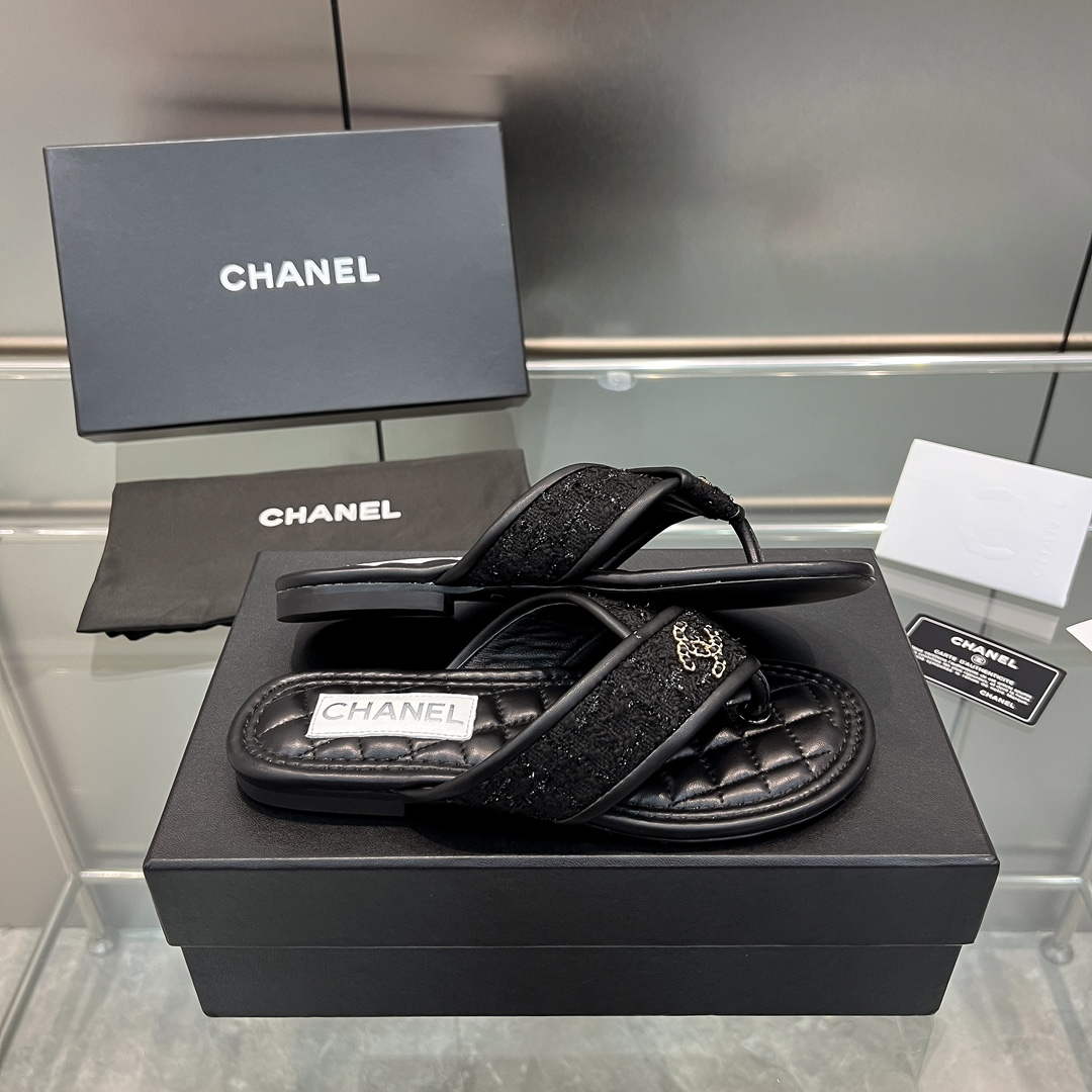 Chanel Women's Rhombus Slippers C91606 - 35 - View 2