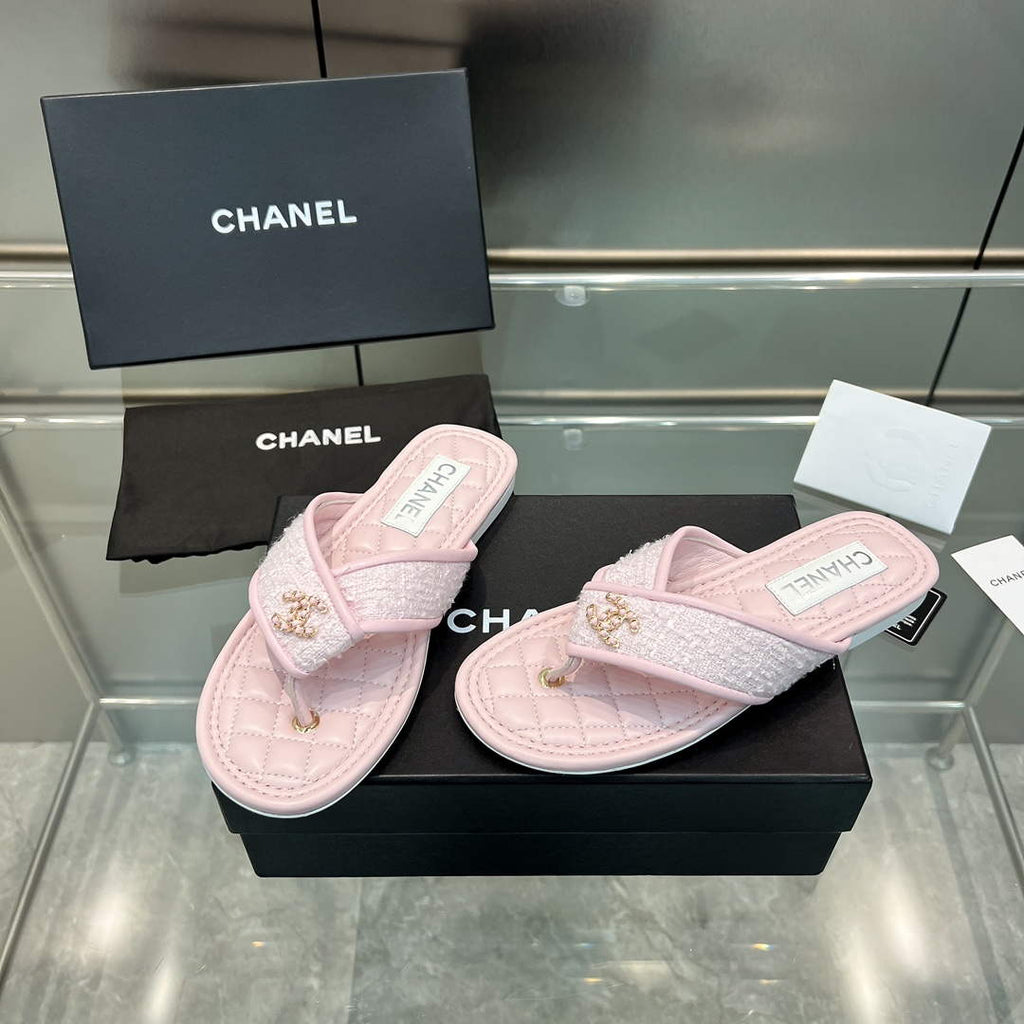 Chanel Women's Rhombus Slippers C91607