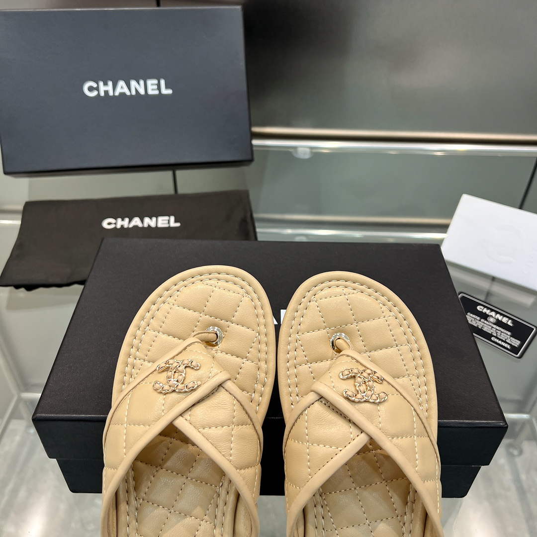 Chanel Women's Rhombus Slippers C91610 - 35 - View 6