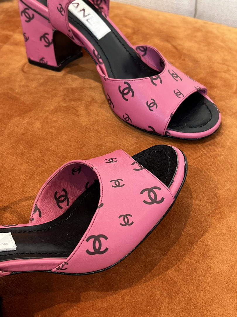 Chanel Women's Sandals G38969 Printed Lambskin Pink Black C90240 - 35 / 35mm - View 5