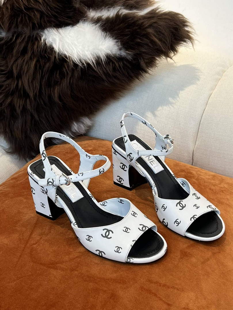 Chanel Women's Sandals G38969 Printed Lambskin White with Black C90242