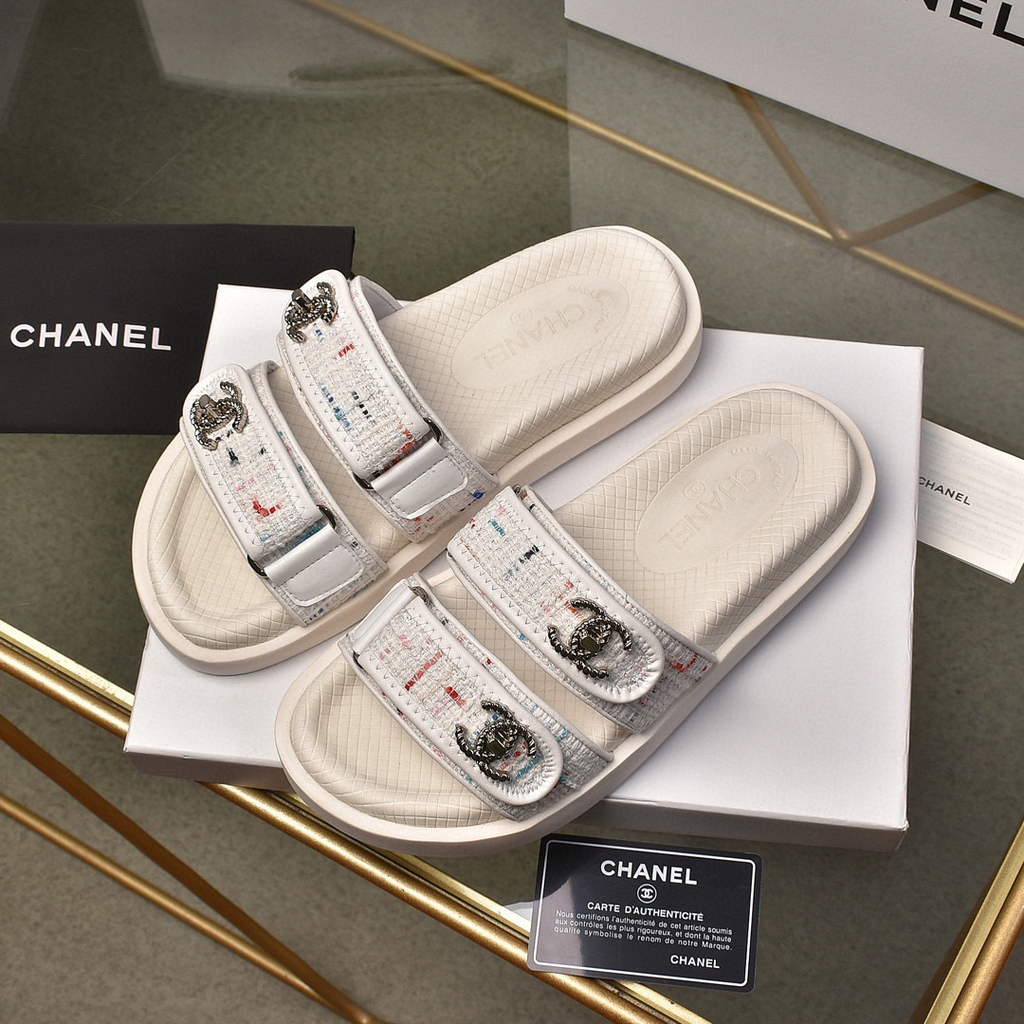 Chanel Women's Sandals Chanel Designer Slippers C90233