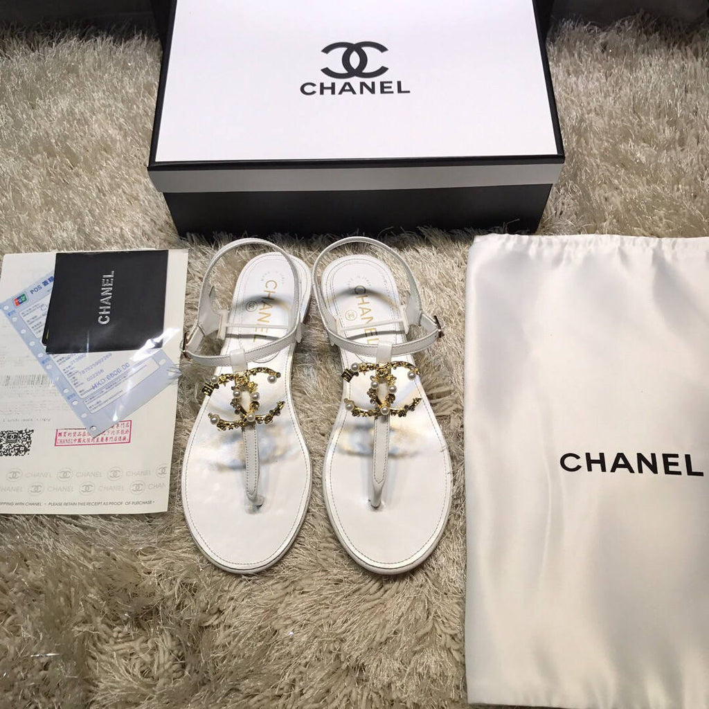 Chanel Women's Sandals Chanel Slippers Lambskin C90152