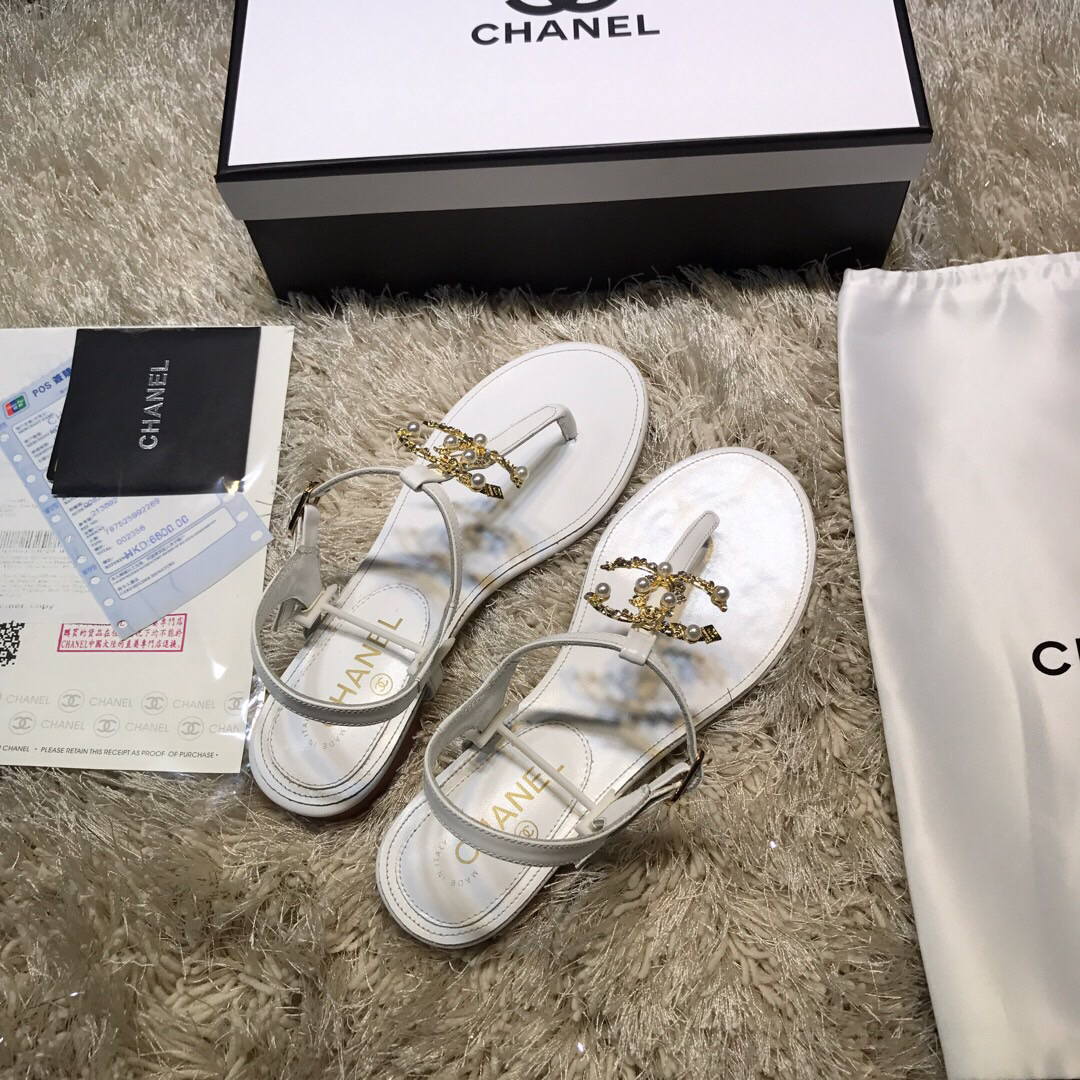 Chanel Women's Sandals Chanel Slippers Lambskin C90152