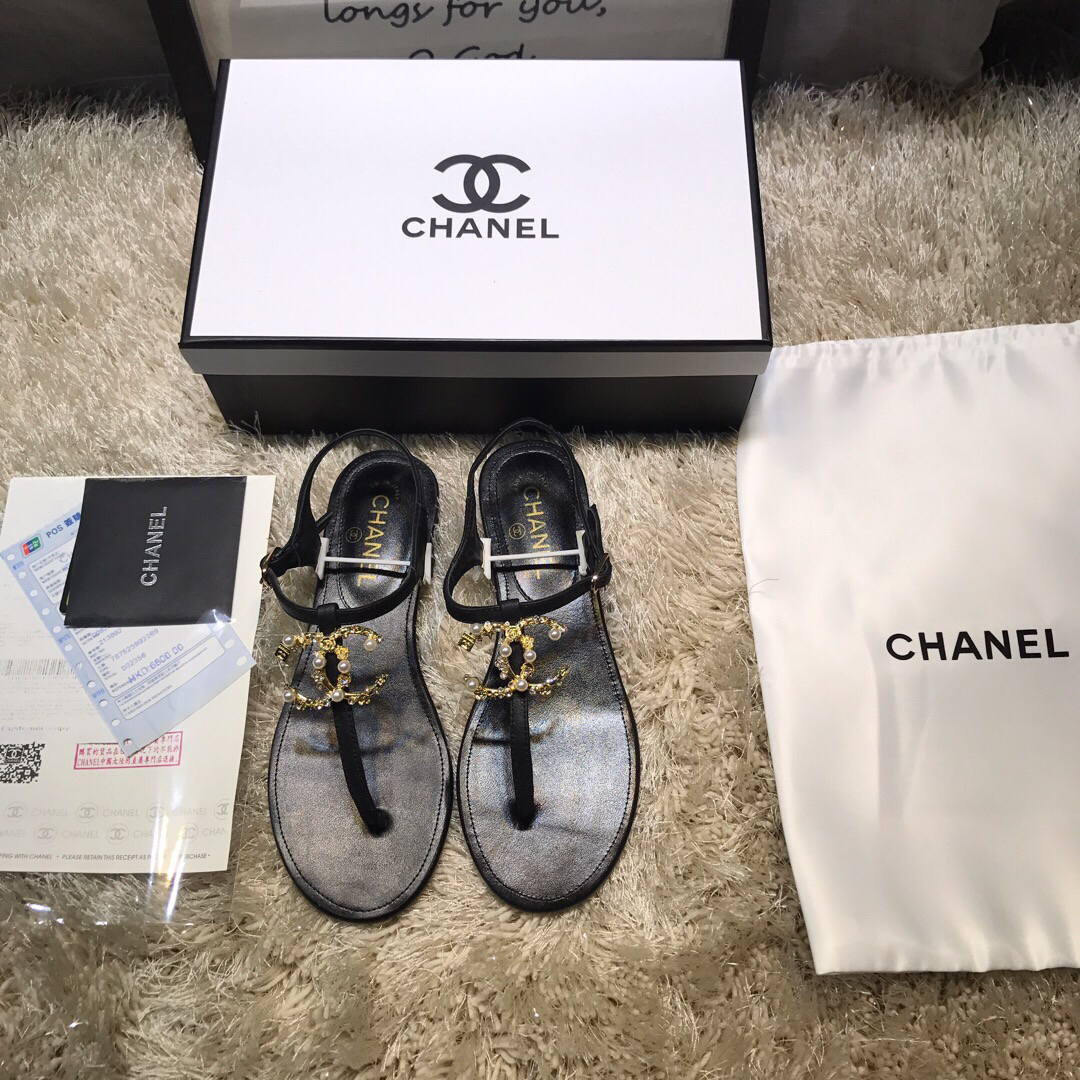 Chanel Women's Sandals Chanel Slippers Lambskin C90155