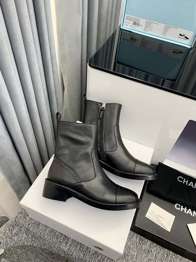 Chanel Women's Shoes Ankle Boots 189740