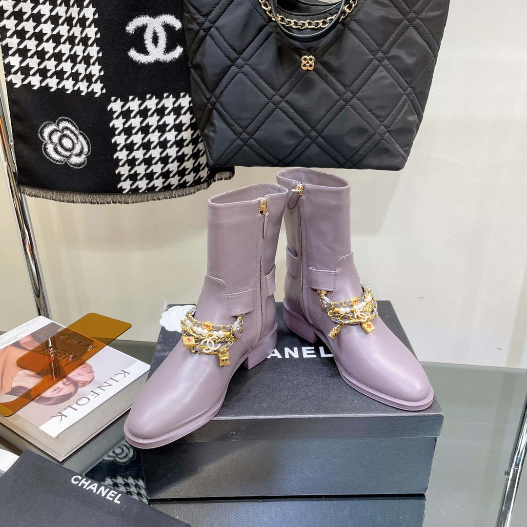 Chanel Women's Shoes Classcal Chain Hight Boots 190795 - 35 - View 1