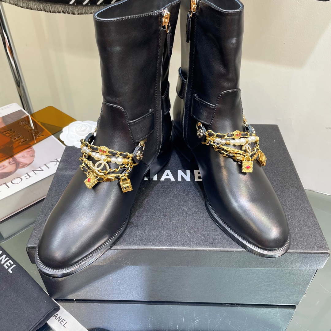 Chanel Women's Shoes Classcal Chain Hight Boots 190797