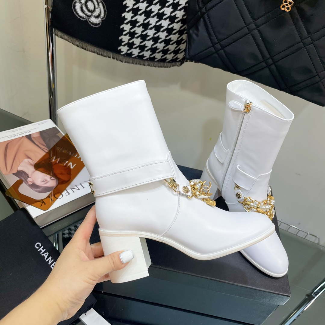 Chanel Women's Shoes Classcal Chain Hight Boots 190802