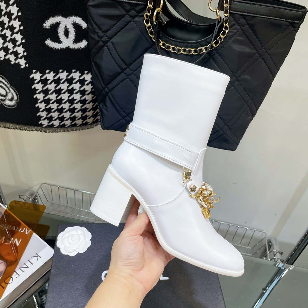 Chanel Women's Shoes Classcal Chain Hight Boots 190802