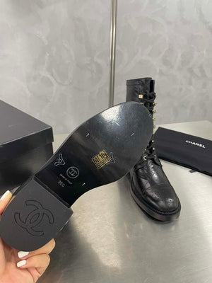 Chanel Women's Shoes G39162 Y55902 94305 Hight Boots 189935 - 35 - View 3
