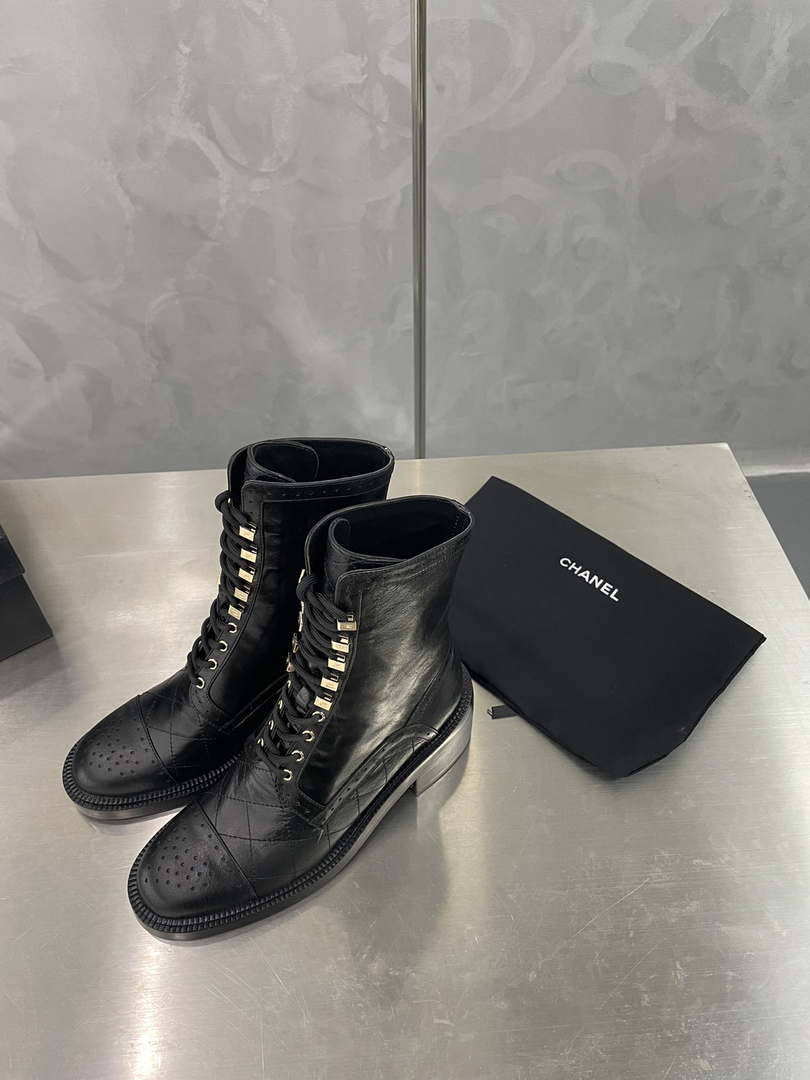 Chanel Women's Shoes G39162 Y55902 94305 Hight Boots 189935 - 35 - View 2