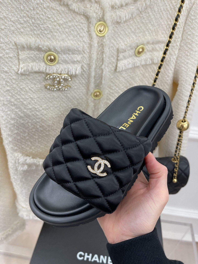 Chanel Women's Shoes Rhombus Velcro Slippers C91280