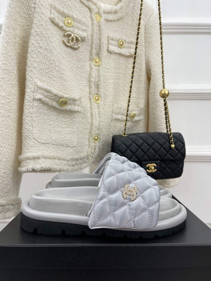 Chanel Women's Shoes Rhombus Velcro Slippers C91283