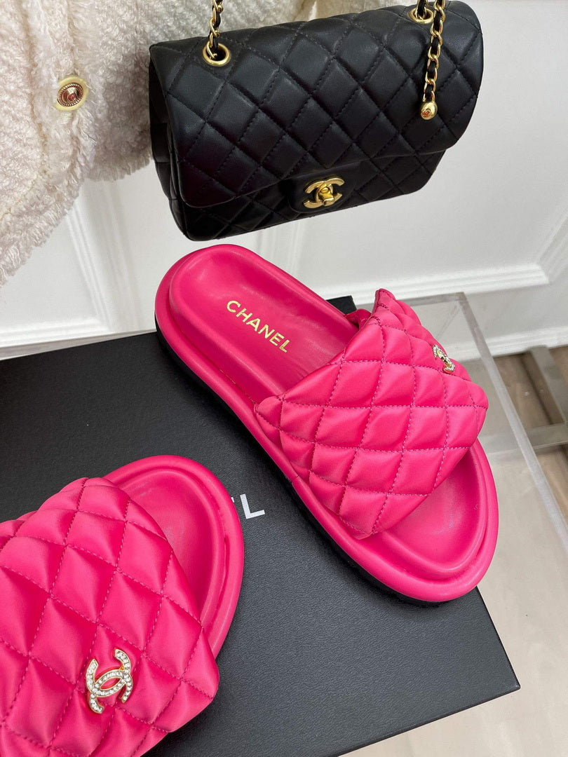 Chanel Women's Shoes Rhombus Velcro Slippers C91284