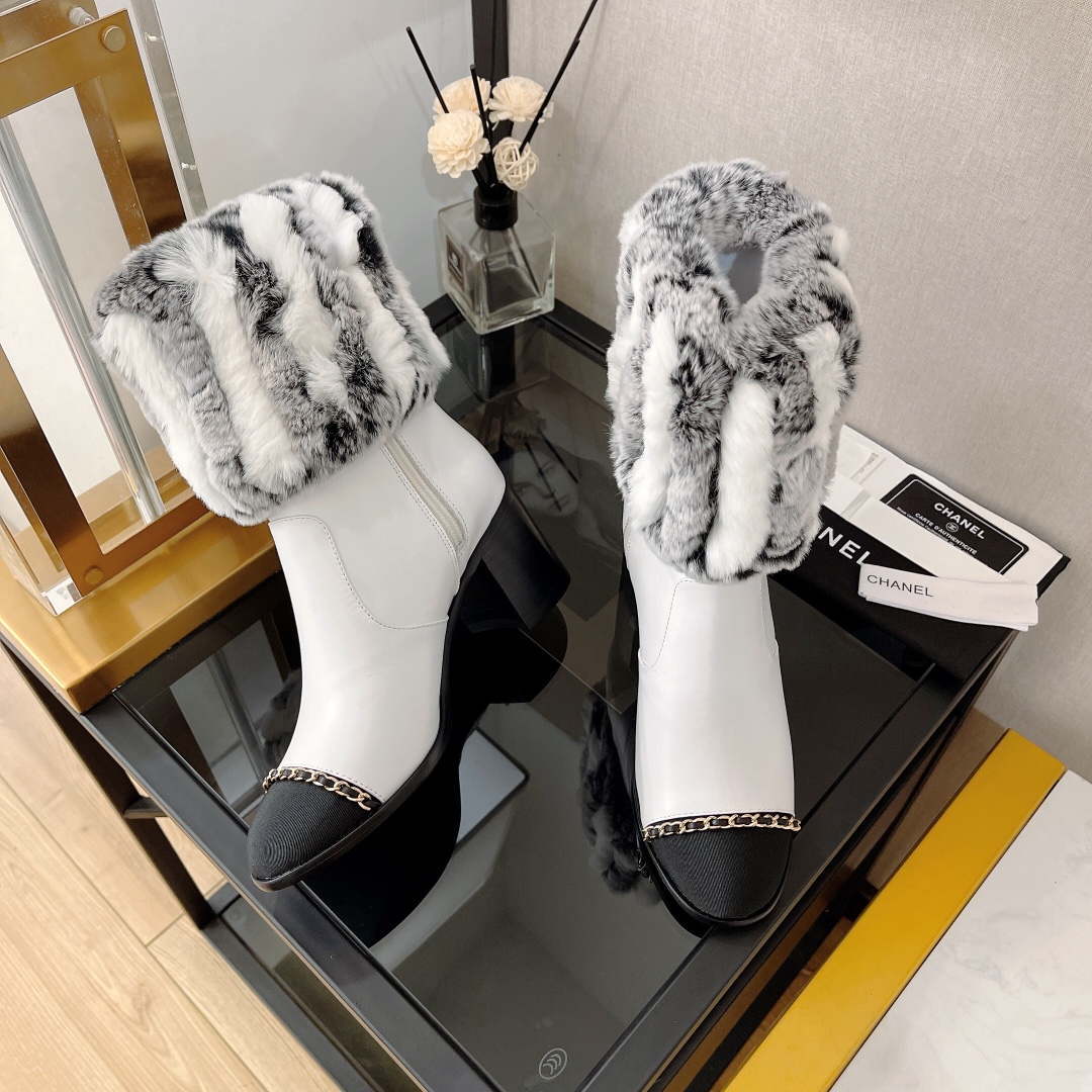 Chanel Women's Shoes Short Boots 193742